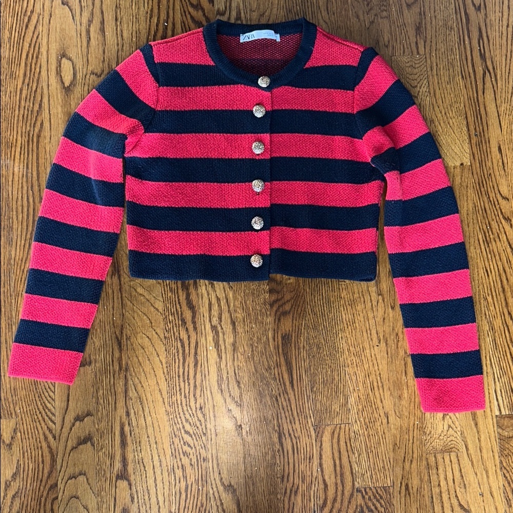 Zara Women's Red and Black Striped Cropped Cardigan